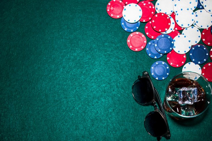Pengguna menjaga privasi akun di ponsel